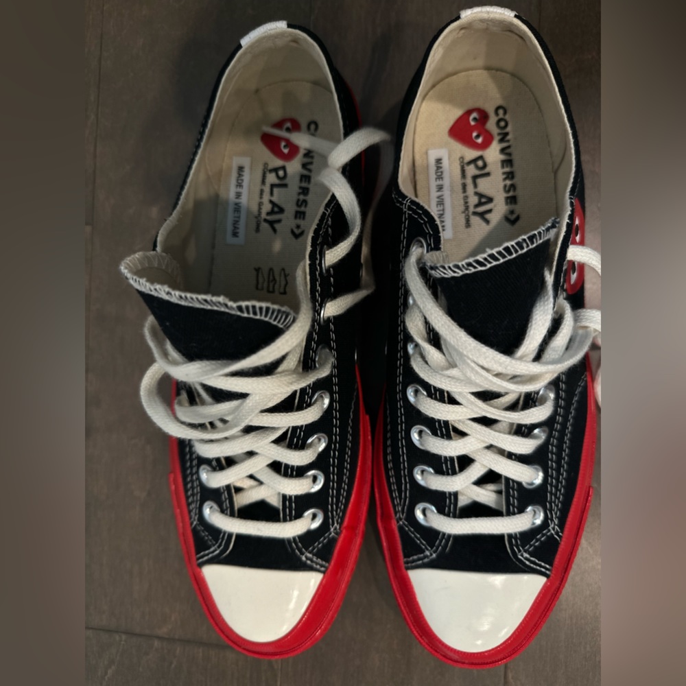 Converse Red Sole Canvas Low-Top Sneakers size 9